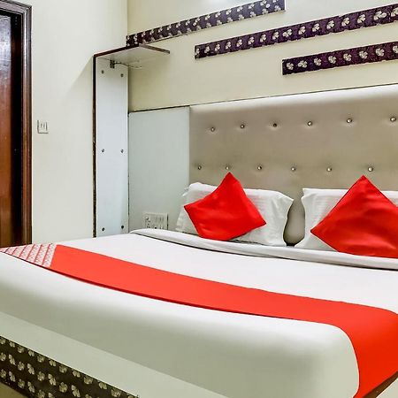 Oyo 75948 Hotel Tushar Continental นิวเดลี ภายนอก รูปภาพ