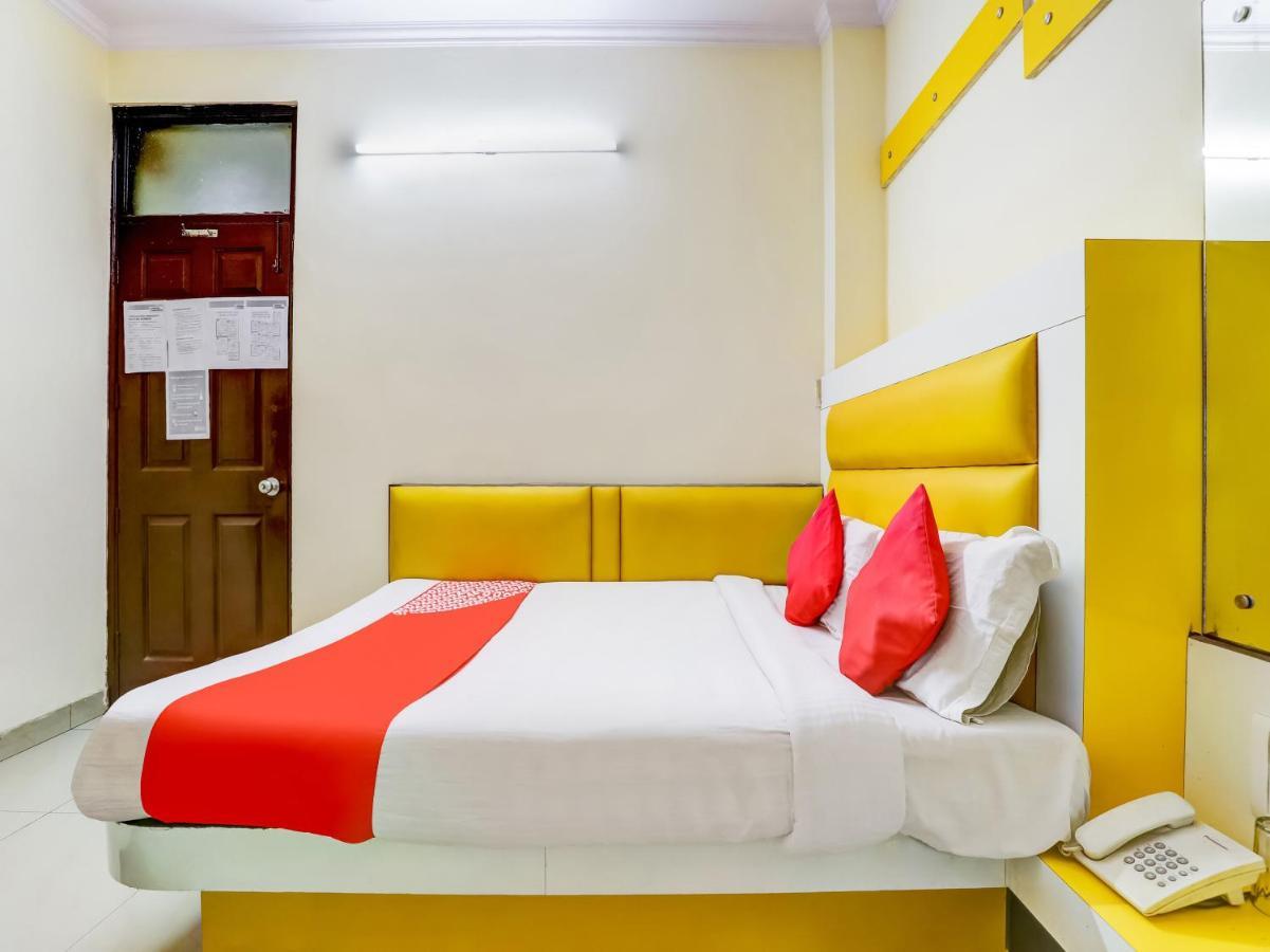 Oyo 75948 Hotel Tushar Continental นิวเดลี ภายนอก รูปภาพ