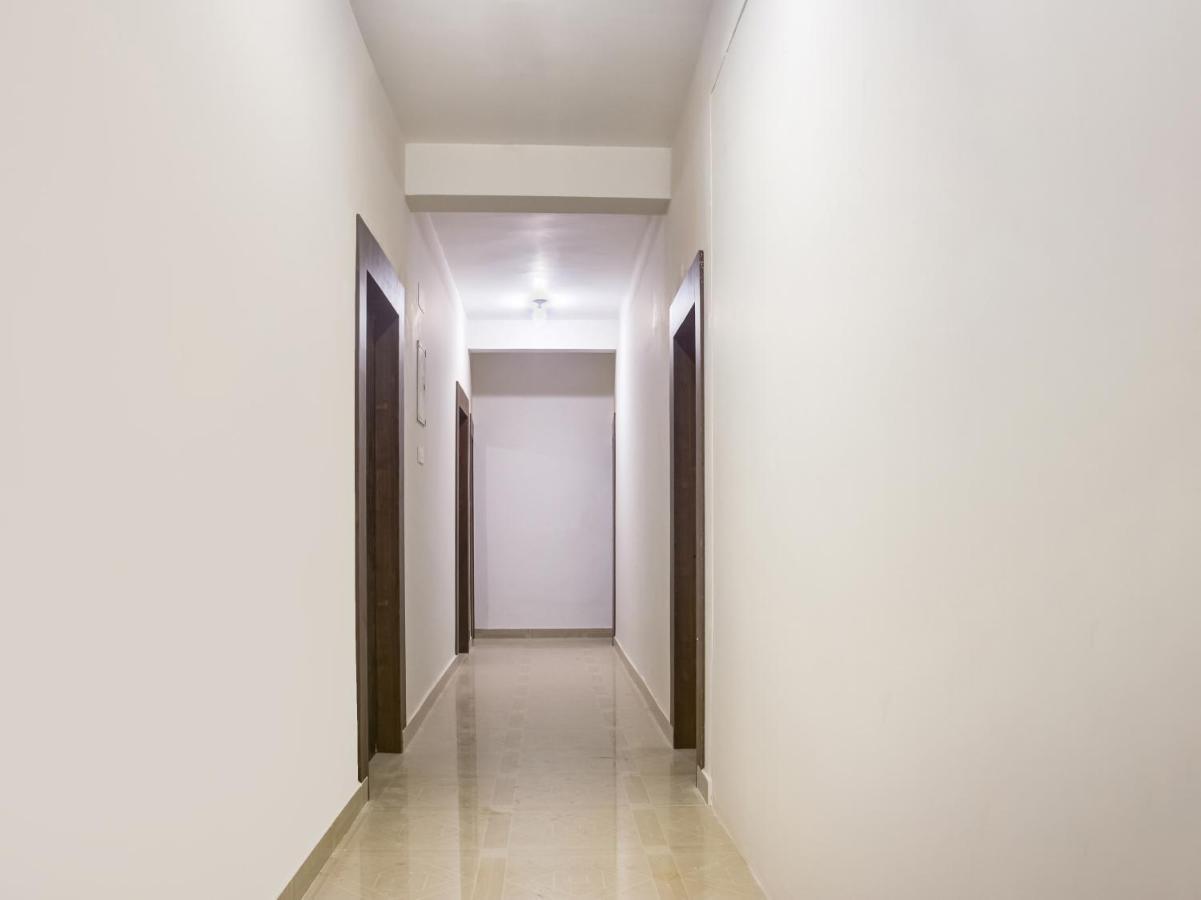 Oyo 75948 Hotel Tushar Continental นิวเดลี ภายนอก รูปภาพ